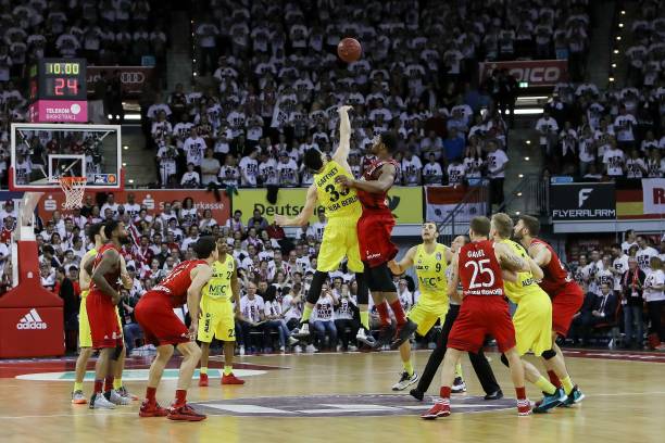 但他精准的 但他精准的